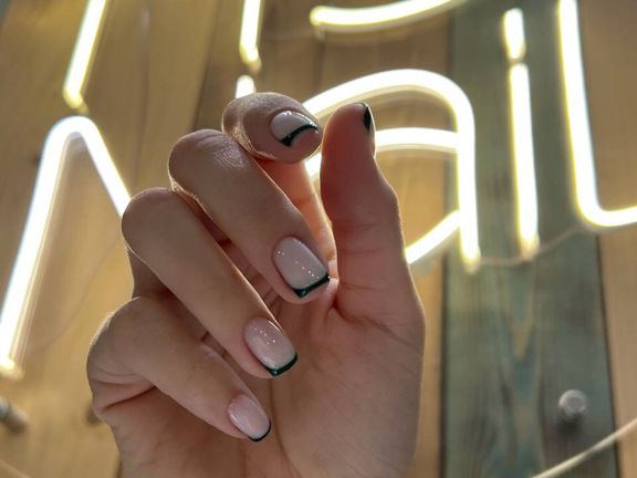 113 Nail, интерьер