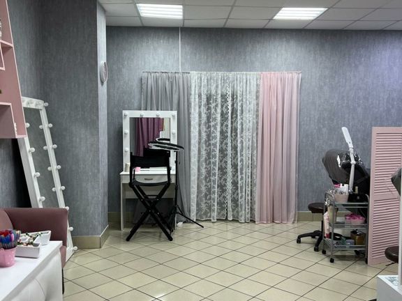 A-Lashes, интерьер
