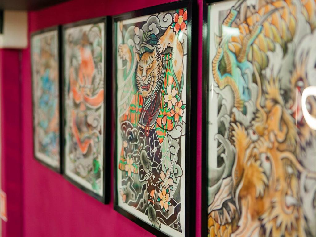 Aarapov tattoo, интерьер