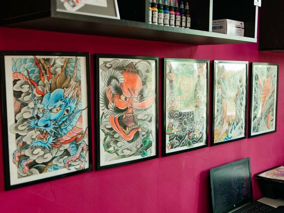 Aarapov tattoo, интерьер