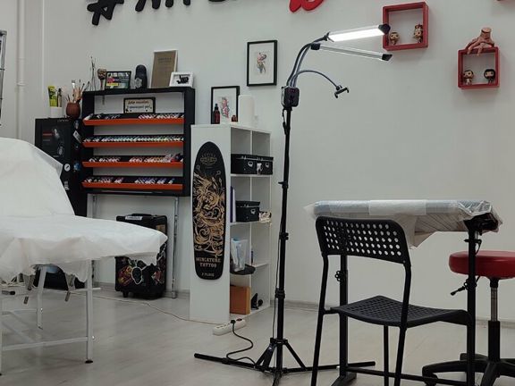 Artsakkura tattoo, интерьер