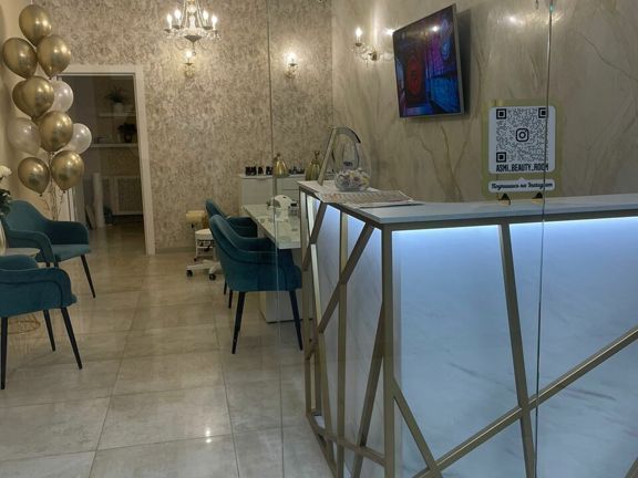 Асми, интерьер