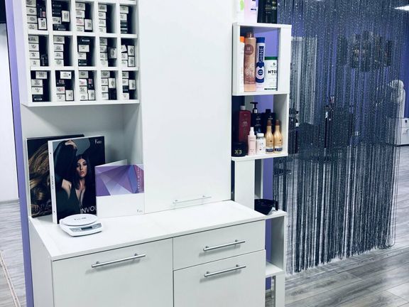 Aura, интерьер