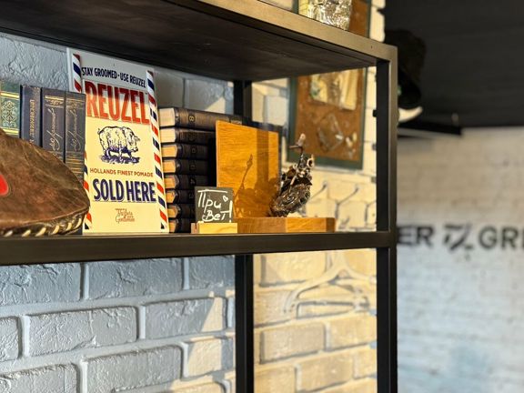 Barber Green, интерьер