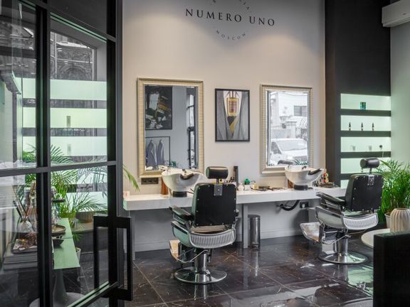 Barberia Numero Uno, интерьер