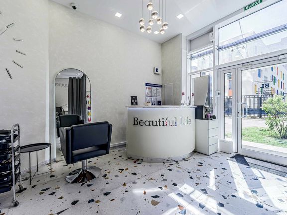 Beautiful Life, интерьер