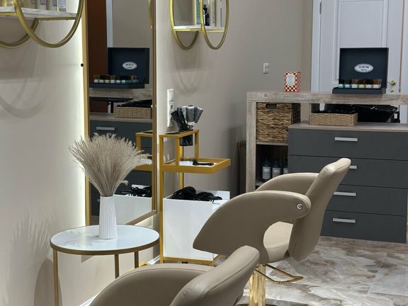 Beauty District, интерьер