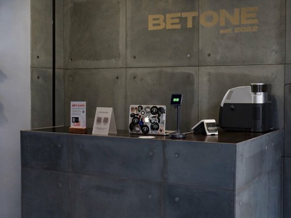 Betone, интерьер