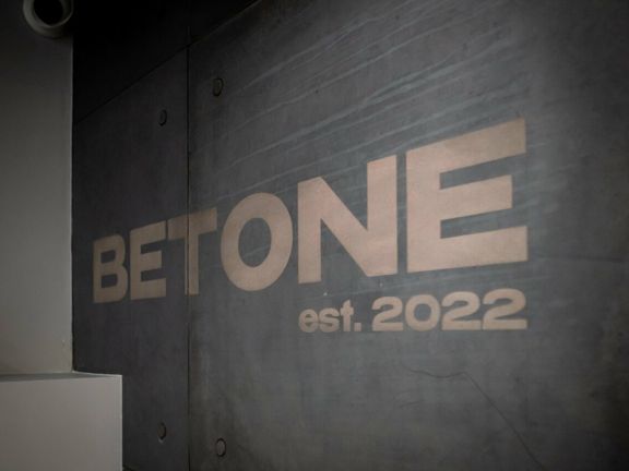 Betone Woman, интерьер