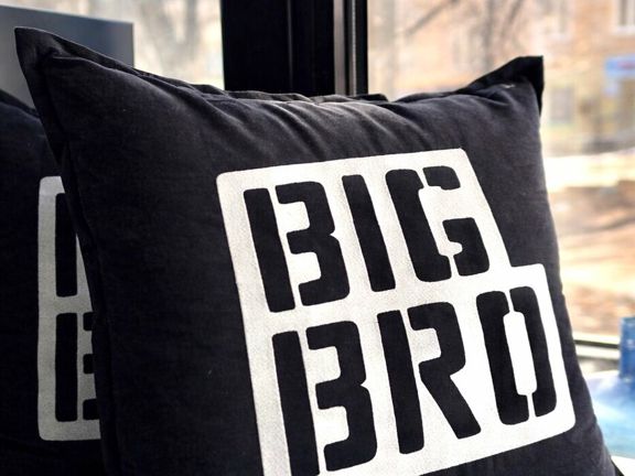 Big Bro, интерьер