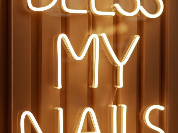 Bless My Nails, интерьер