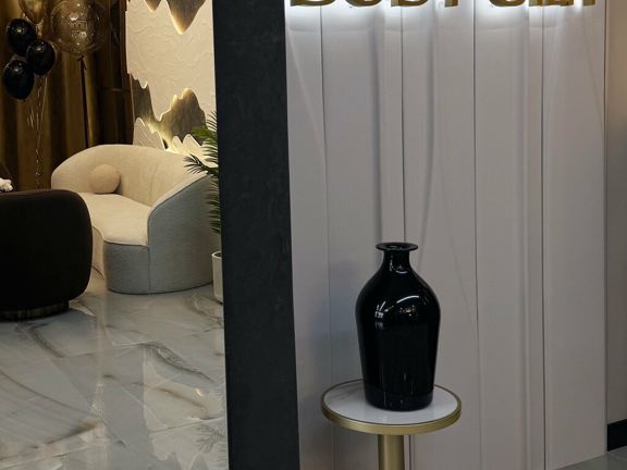 Body Silk, интерьер