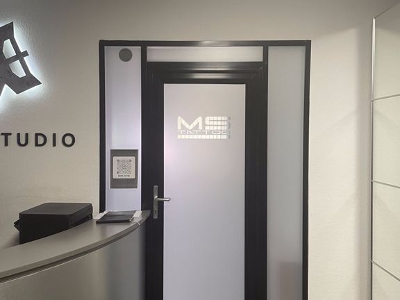 Bomb, интерьер