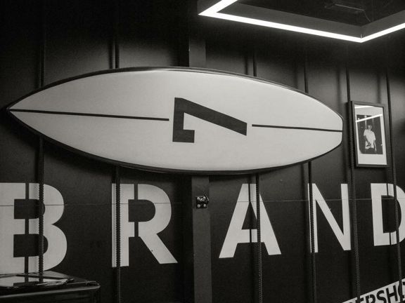 Brand, интерьер