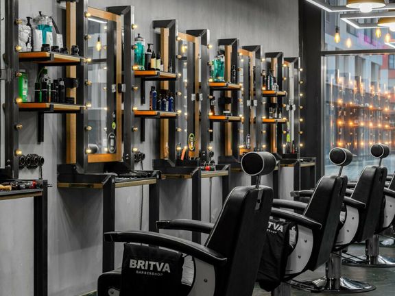 Britva, интерьер