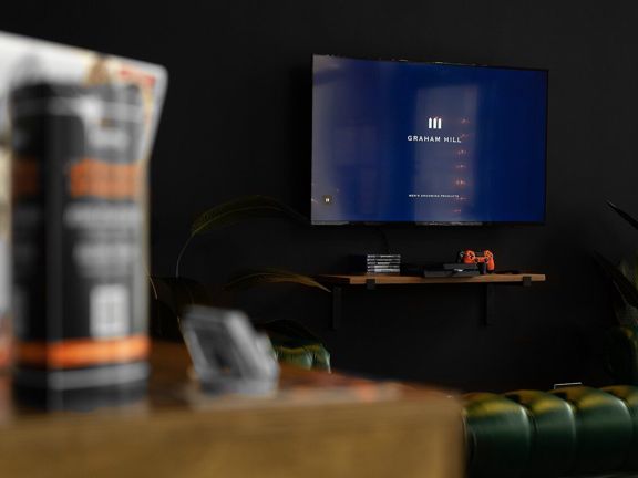 Britva, интерьер