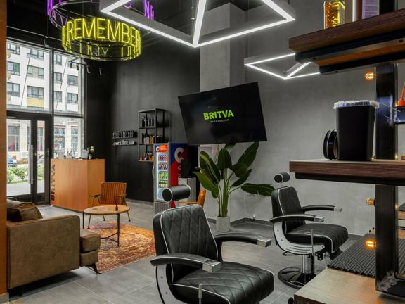 Britva, интерьер