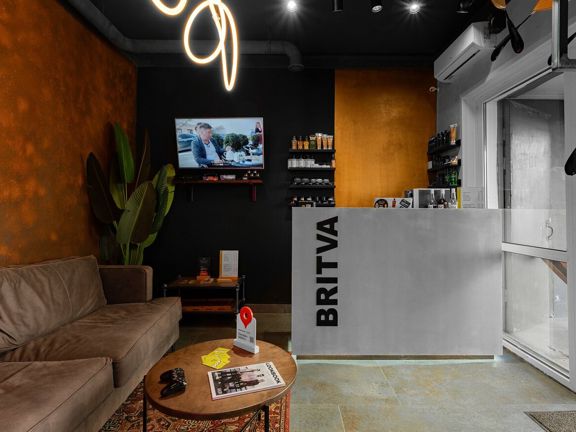 Britva, интерьер