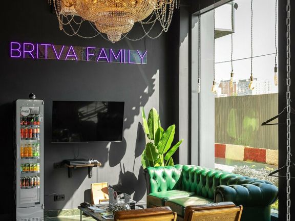 Britva, интерьер