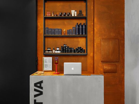 Britva, интерьер