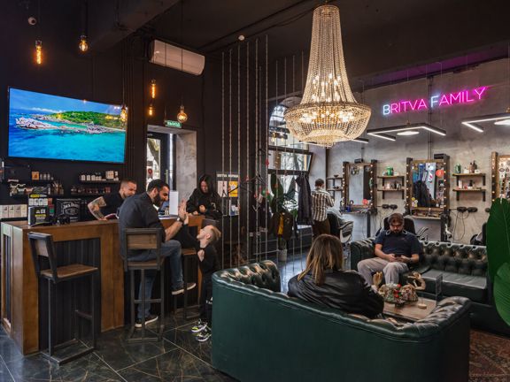 Britva, интерьер