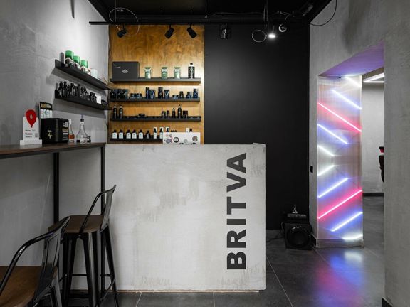 Britva, интерьер
