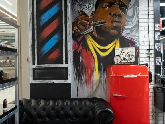 Bro. Barbershop, интерьер