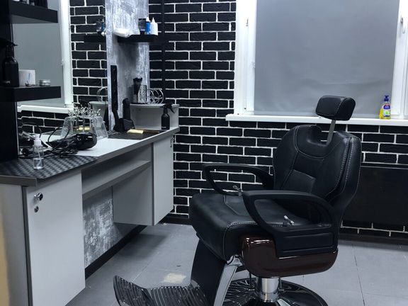 Bro подстригись, интерьер