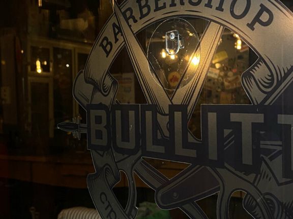 Bullitt, интерьер