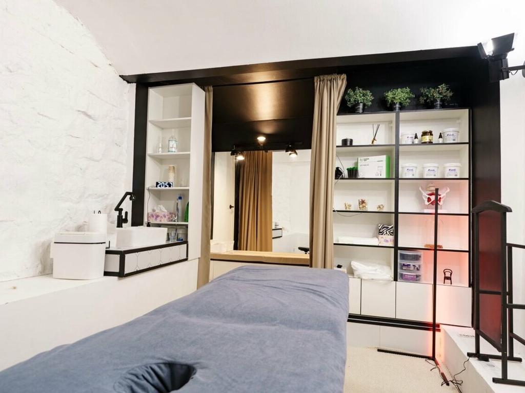 By SPA, интерьер