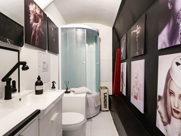 By SPA, интерьер