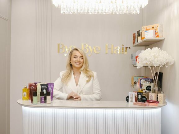 ByeByeHair, интерьер