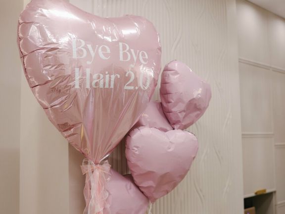ByeByeHair, интерьер