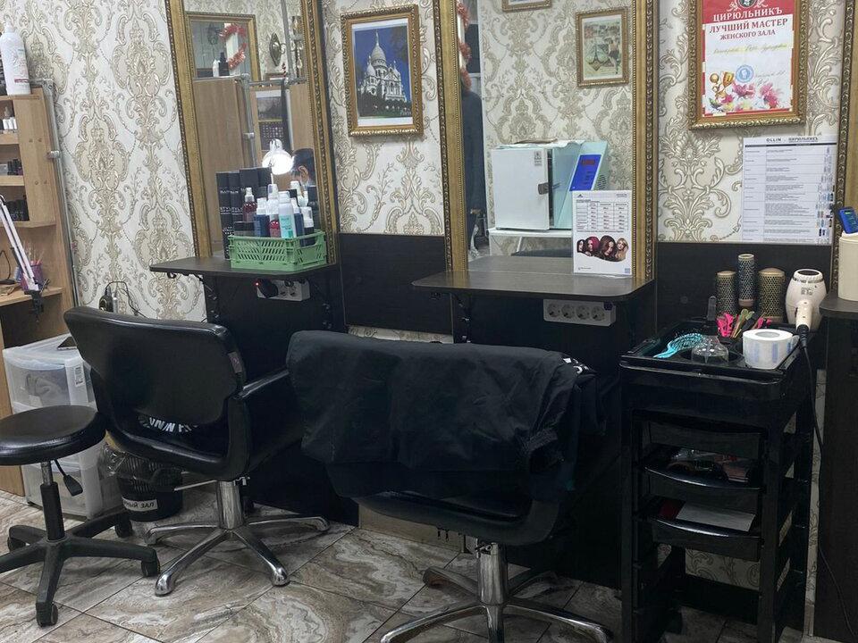 Цирюльникъ, интерьер