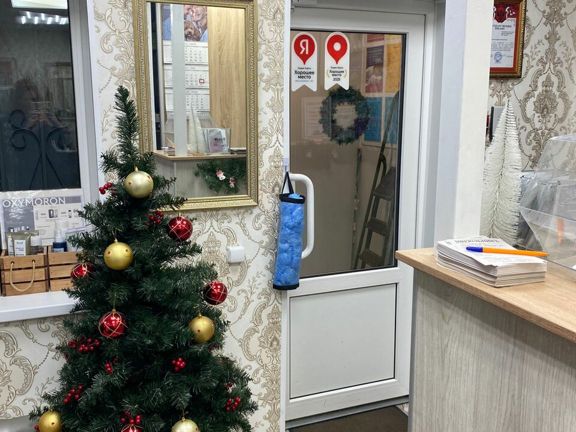 Цирюльникъ, интерьер