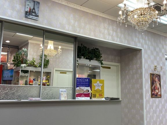 Цирюльникъ, интерьер