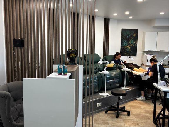 City Nails, интерьер