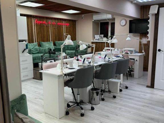 City Nails, интерьер