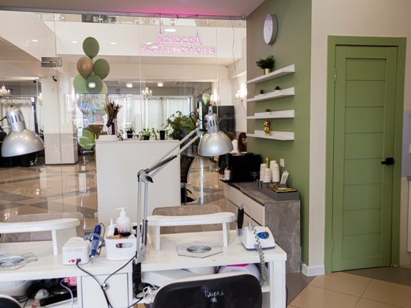 City Nails, интерьер