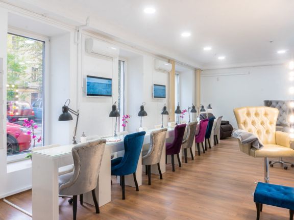 City Nails, интерьер