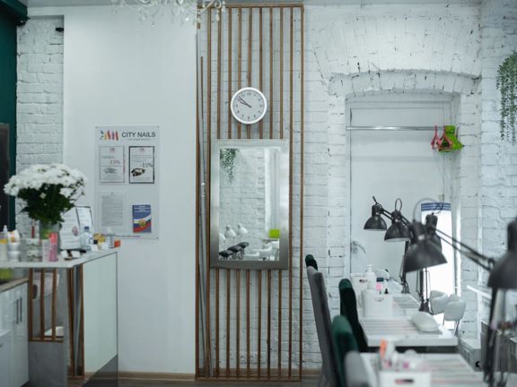 City Nails, интерьер