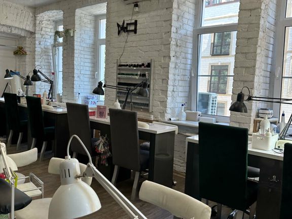 City Nails, интерьер