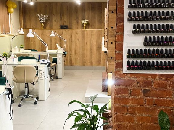 City Nails, интерьер