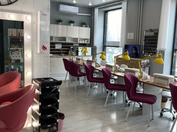 City Nails, интерьер