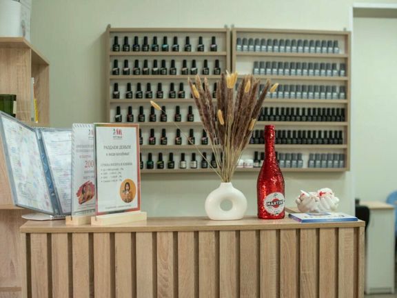 City Nails, интерьер