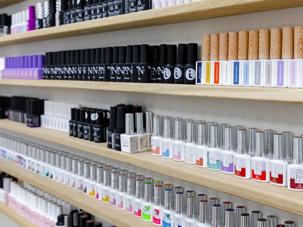 Color Nails, интерьер