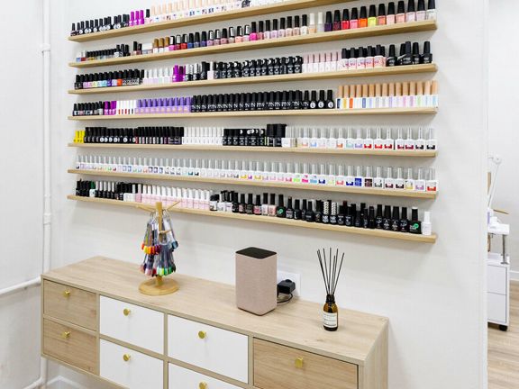 Color Nails, интерьер