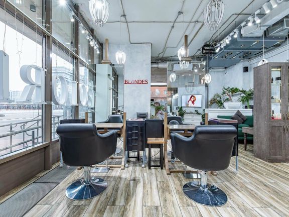 Color1st Studio, интерьер