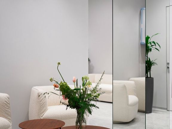 Cosmopro, интерьер