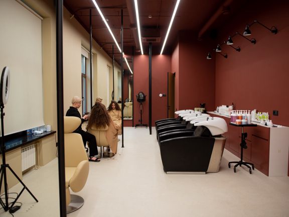 Curl Method & Lumio, интерьер